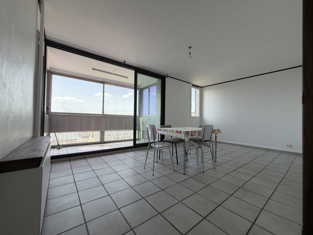 Appartement 3 pièces 62 m² · à Bron · 62 m² · 880 €/mois
